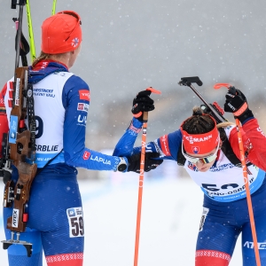 Slováci vo veľkom mixe na 10. mieste, zlato zobrali nórski biatlonisti